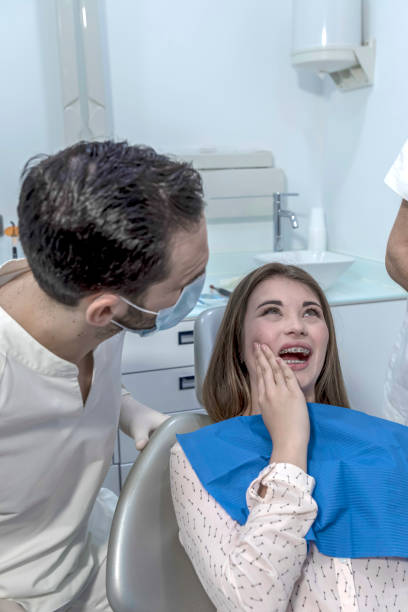 Best Pediatric Emergency Dentist in Kaukauna, WI